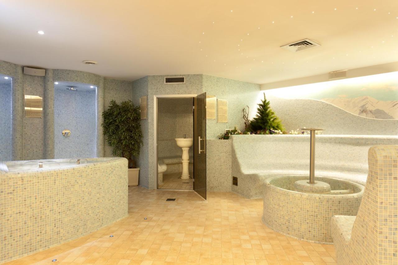 Hotel Baita Montana 利维尼奥 外观 照片